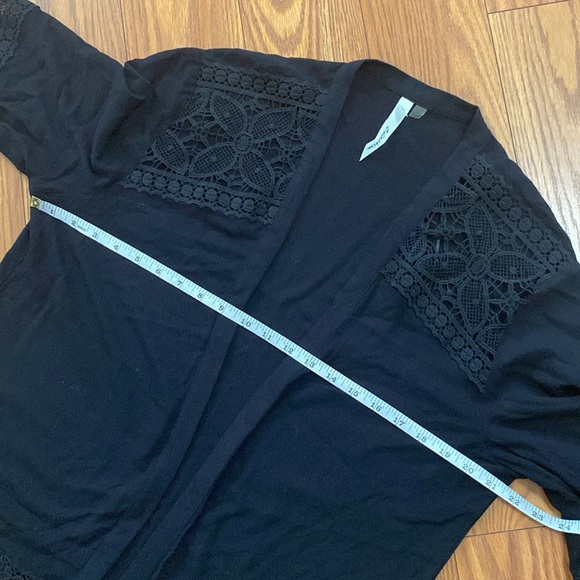 NY collection woman’s black 💯rayon lightweight cardigan with lace trim size L - Picture 10 of 12